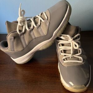 Air jordan 11 retro low “cool grey” Men’s Size 11
